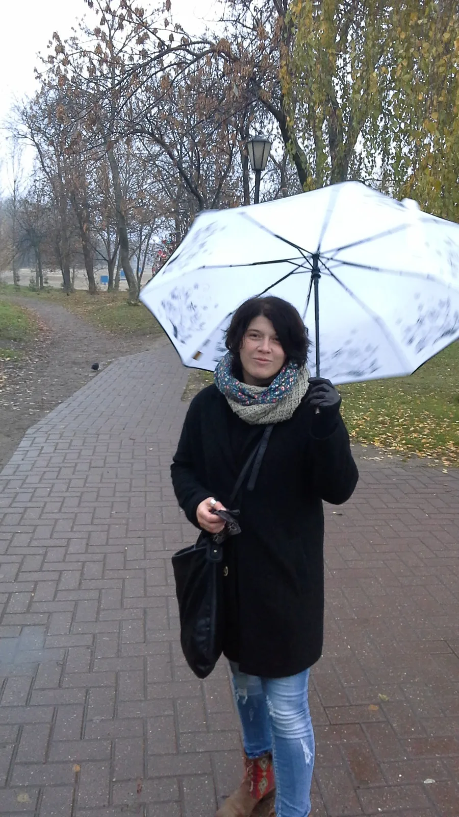 Екатерина под зонтом
